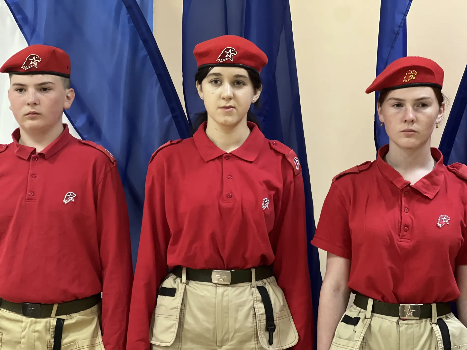 Сегодня в окружном Доме культуры состоялось открытие выставки «Портрет Героя - 3»