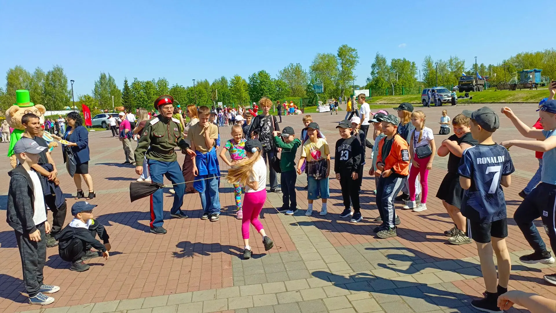 1 июня в Центральном парке было по-настоящему шумно и весело! 🎉Наш творческий коллекти...