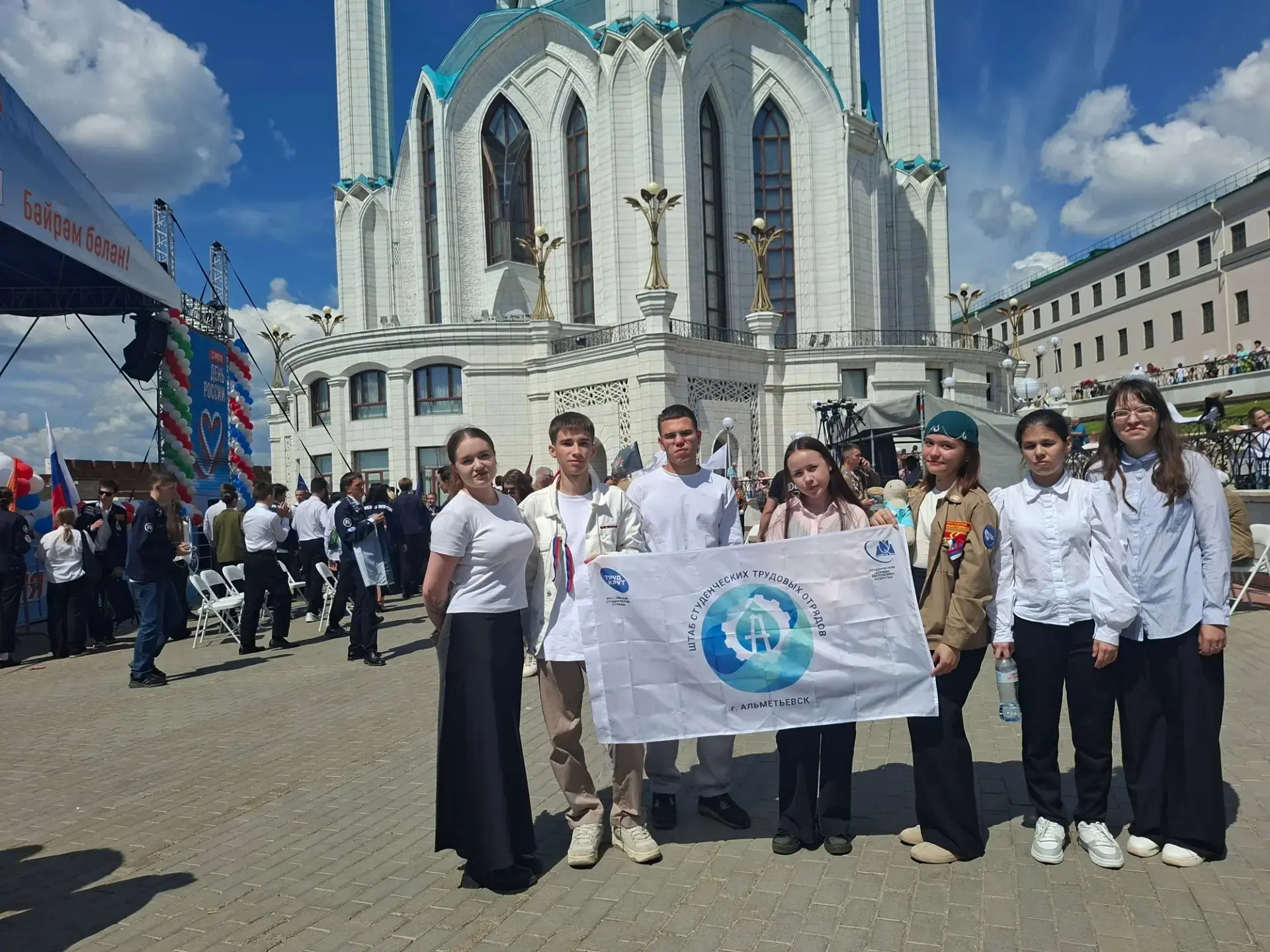 📌 Всероссийское открытие третьего трудового семестра

✔️12 июня команда обучающихся #АТЭТ  приняла 