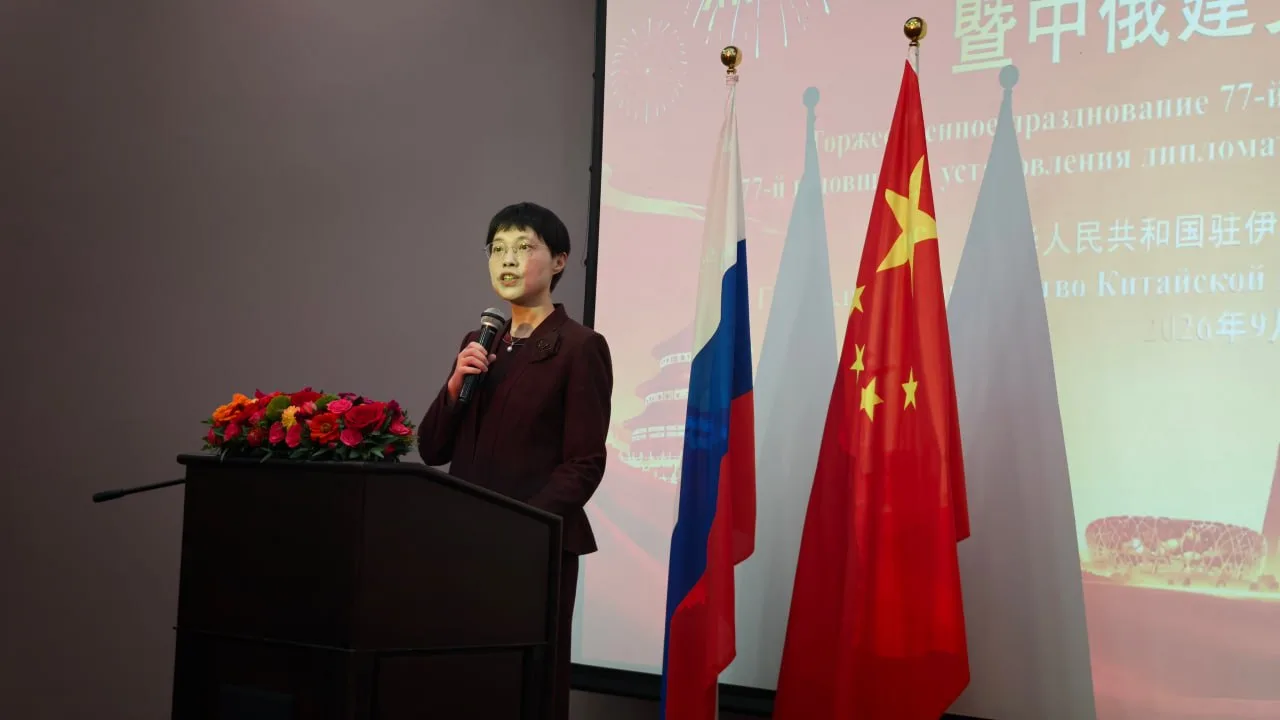 🇨🇳В торжественной обстановке поздравил Генконсула КНР в Иркутске госпожу Лю Юй и всех...