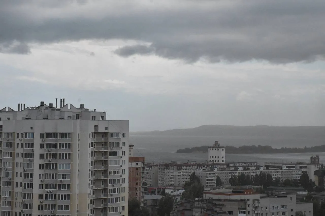 Выходные пройдут с грозами и дождями🌧️

В субботу кратковременные дожди и грозы пройдут в большинст