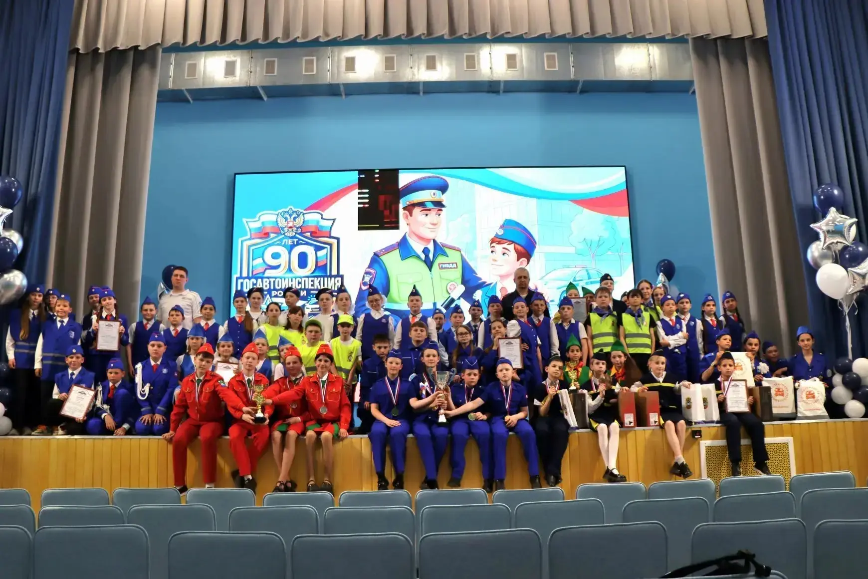 🎉 Третий год подряд команда ЮИД из Шимановска побеждает в областных соревнованиях «Без...