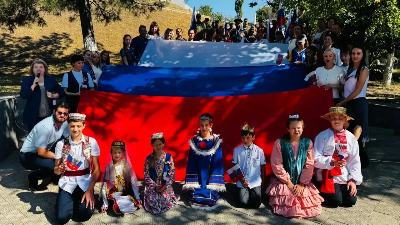 🇷🇺 С Днём Государственного флага России!