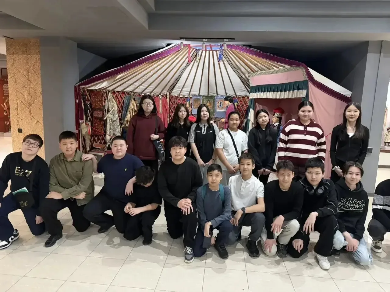 🎓✨ Сегодня ученики 6-7х классов посетили 🏛️ Национальный музей Республики Калмыкия имени Н. Н. Пальм