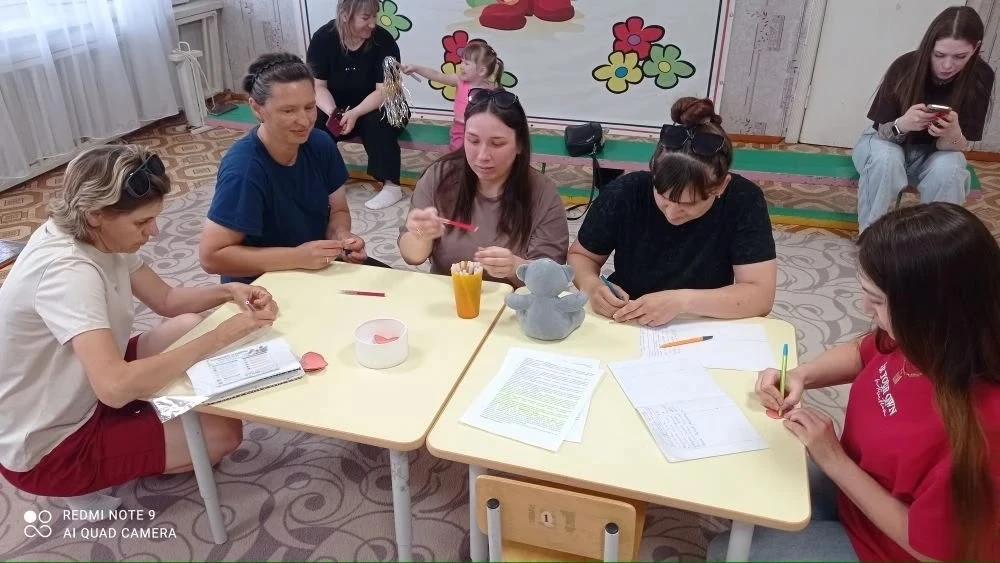 В первой младшей группе "Бабочки" прошло итоговое родительское собрание. В заключении м...