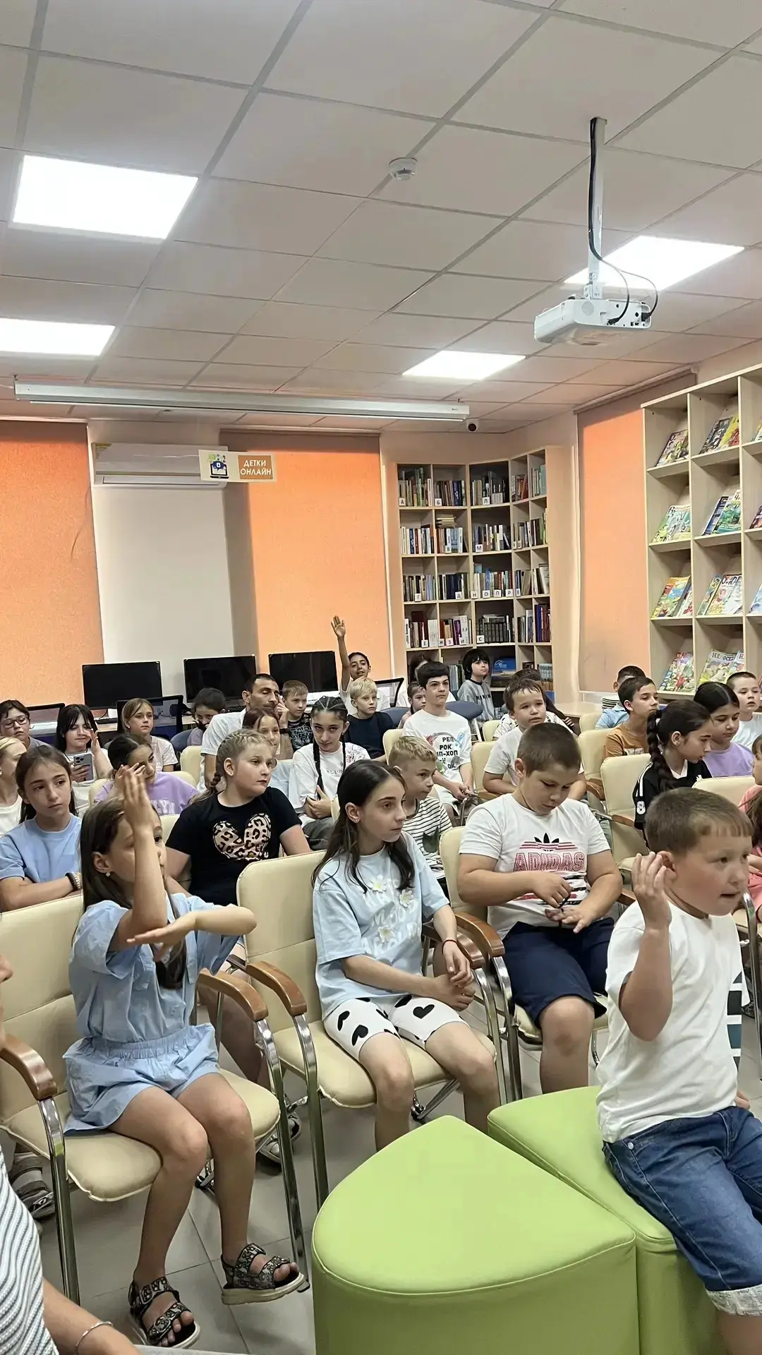 🎒🌍 В «Рюкзачке» сегодня дышали природой!

День экологии прошёл под девизом «Береги планету — она у