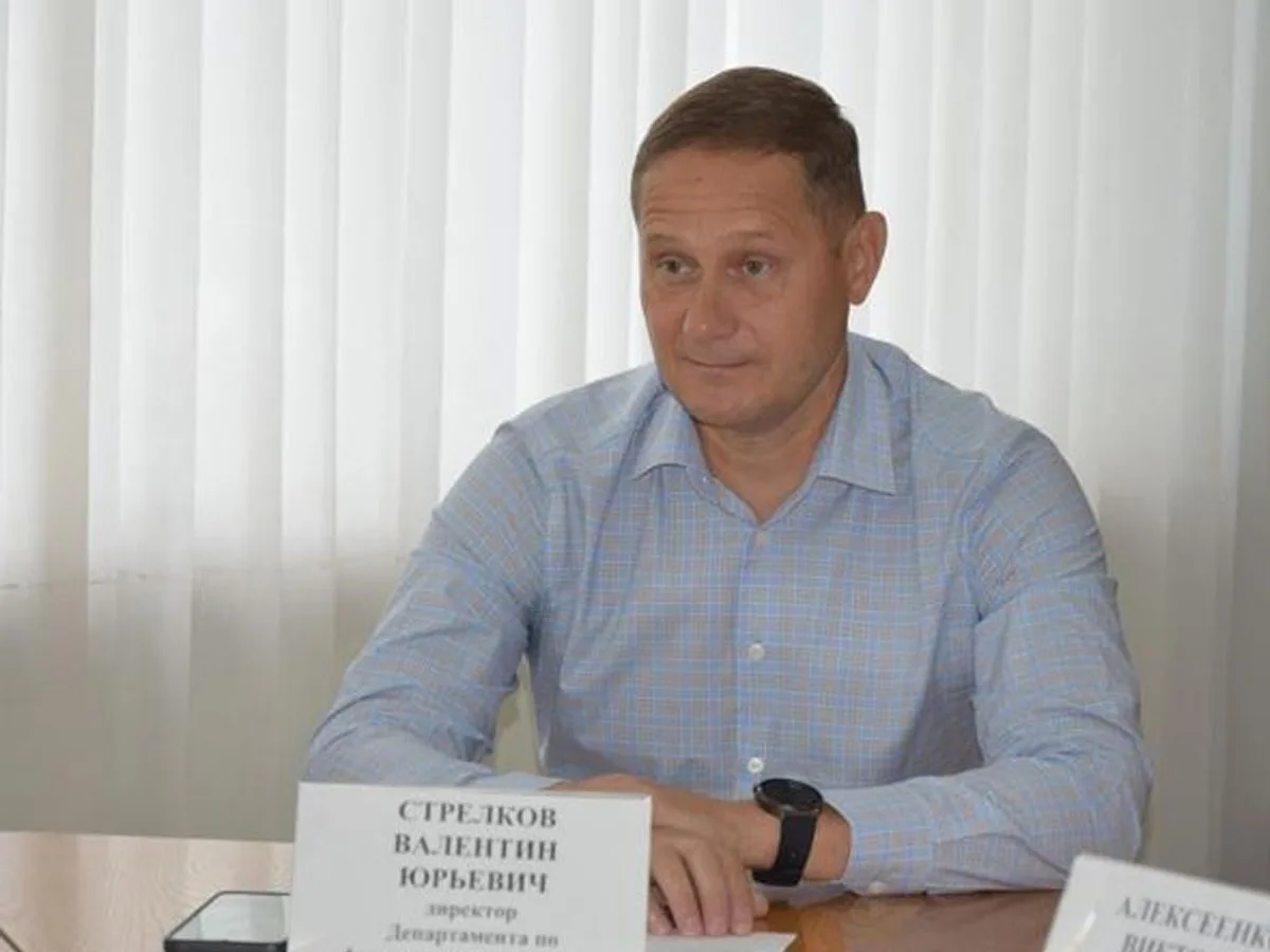 Наш человек в Октябрьском районе: Валентин Стрелков сменил место работы Новошахтинец Валентин Стрелк