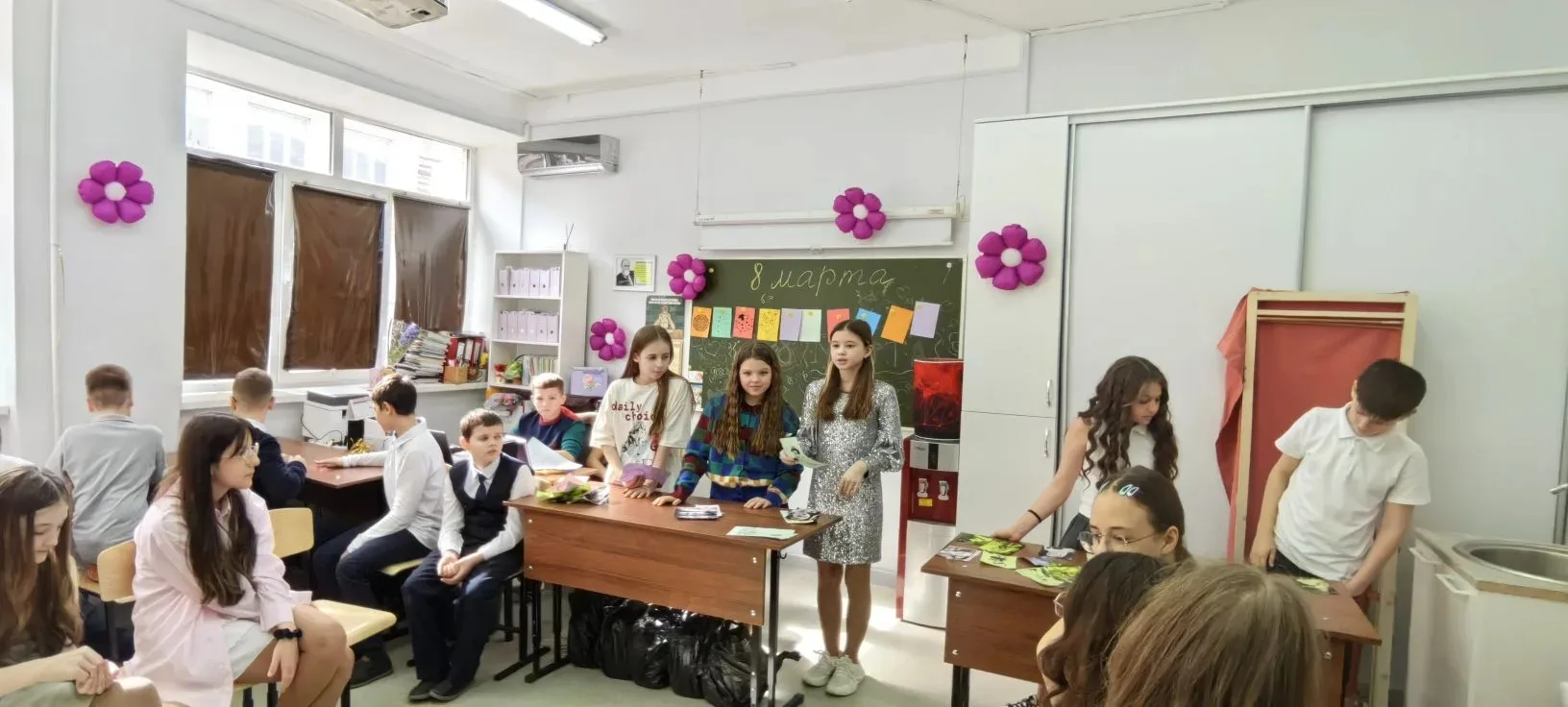🌸Весенний переполох в 5"Г"🌸  В 5 «Г» классе звенел смех и царила атмосфера радости! Мы чудесно отмет