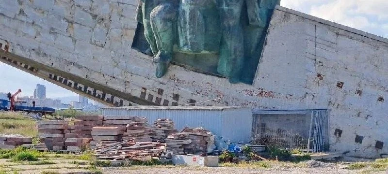 Реконструкция комплекса «Малая земля» в Новороссийске идет с нарушениями

Подрядчик, который проводи
