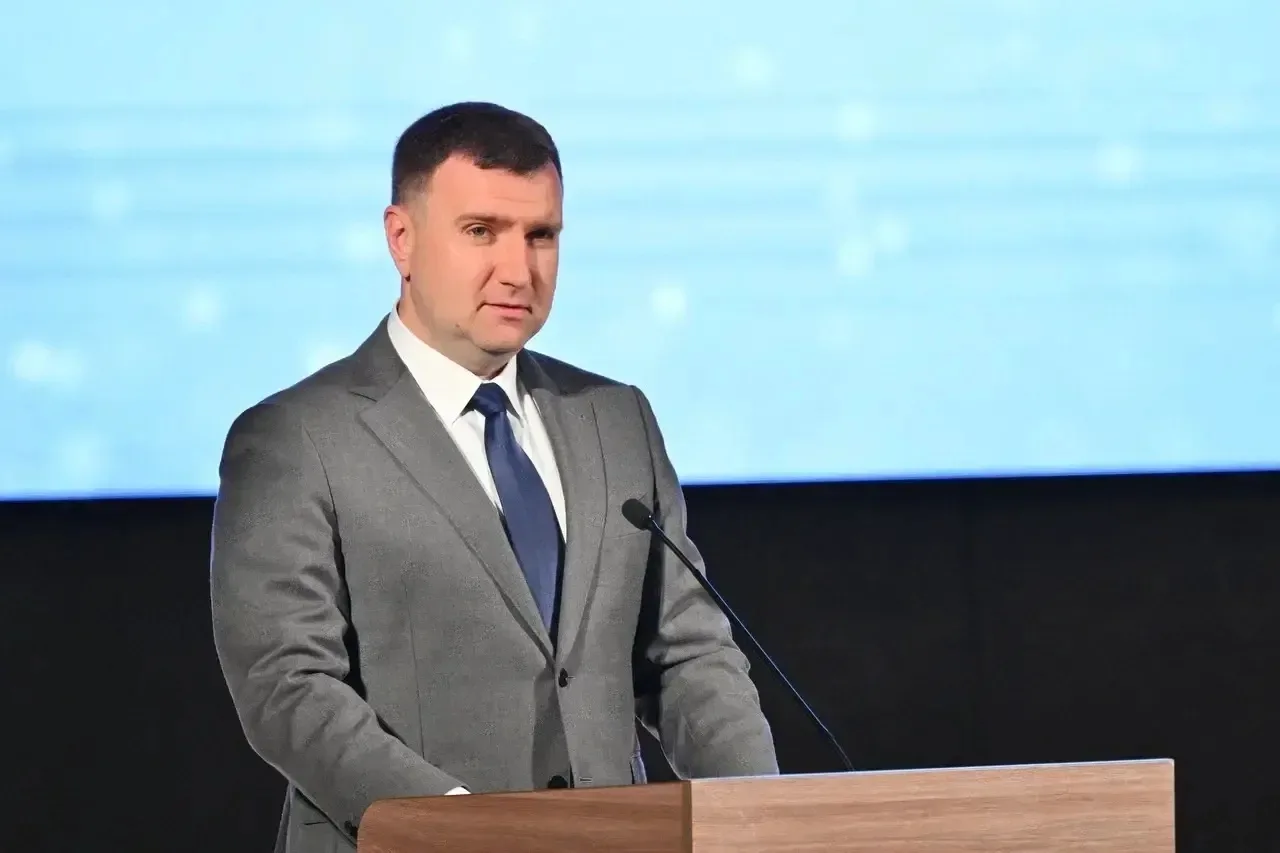 «Вместе в будущее!»: в Реутове чествовали выпускников 2026 года

В Реутове состоялся торжественный б