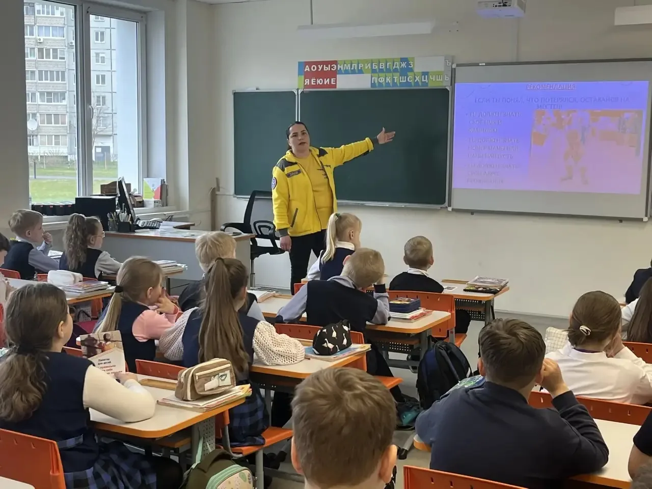 Выбираем безопасность!  Кто знает о правилах трех «О» и трех "Н"?   На встрече, организованный совет