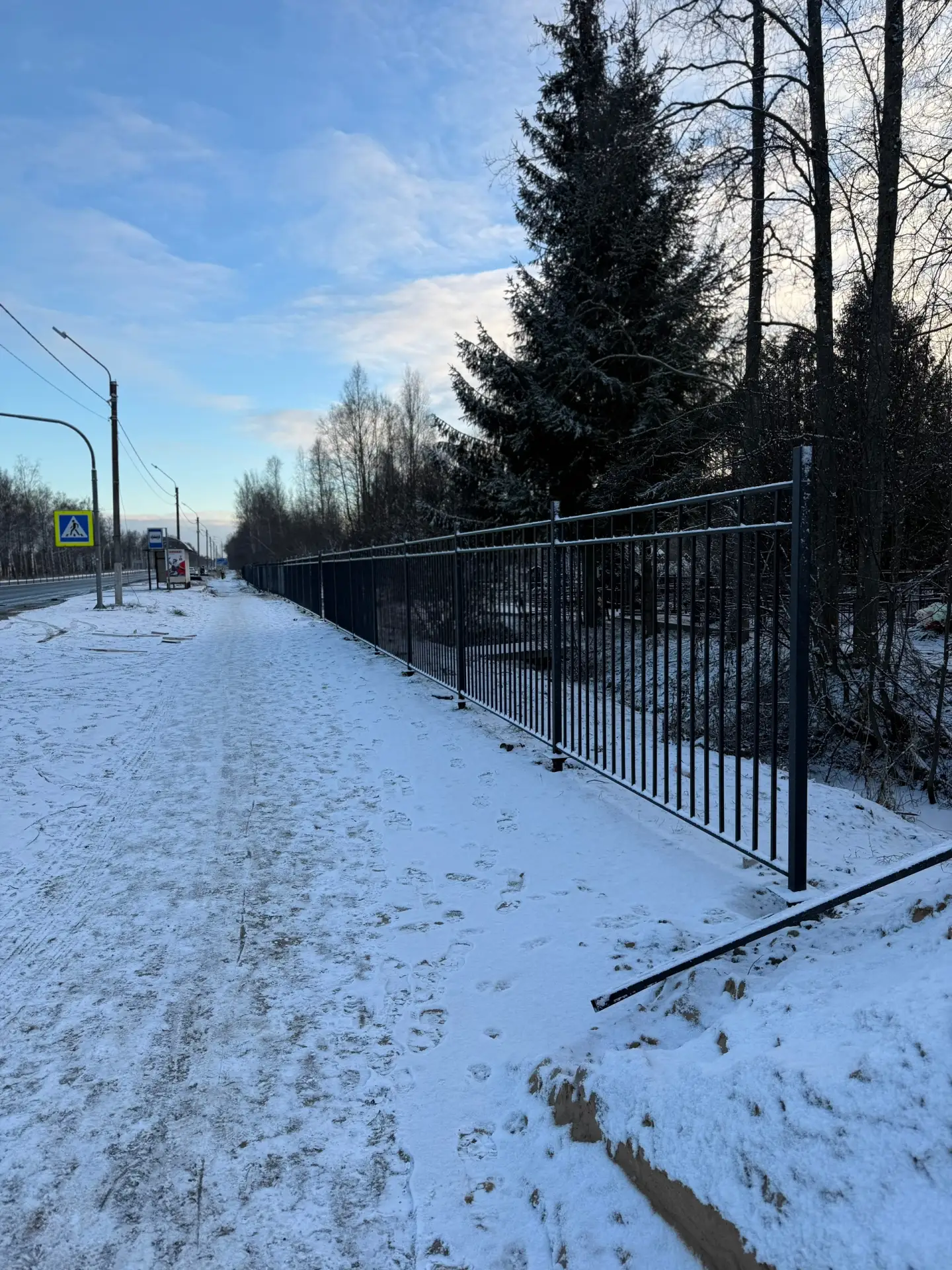 В настоящее время на территории Тосненского городского кладбища осуществляется реализац...