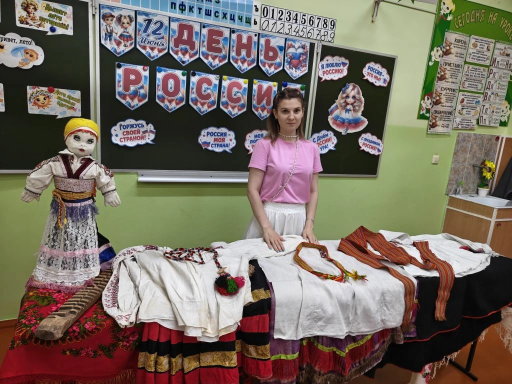 КАНИКУЛЫ С ПОЛЬЗОЙ
✨Сегодня МУЗЕЙ В ЧЕМОДАНЕ посетил Ивнянскую первую школу с увлекательной тематиче