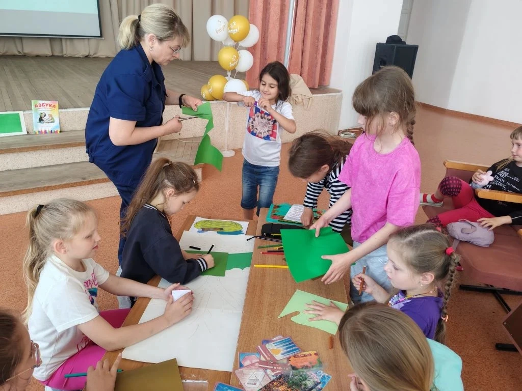 👩‍🚒🎈Предпраздничная неделя в лагере «Территория дружбы» завершилась занятием по бережному отношен