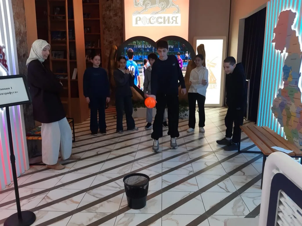🚀 Космическое приключение семиклассников!  В честь Дня космонавтики наши учащиеся 7‑го класса отправ