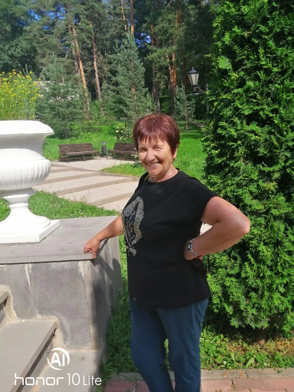 Коллектив МКОУ "Дьяконовская СОШ" с огромной радостью и от всей души поздравляет с Днём...