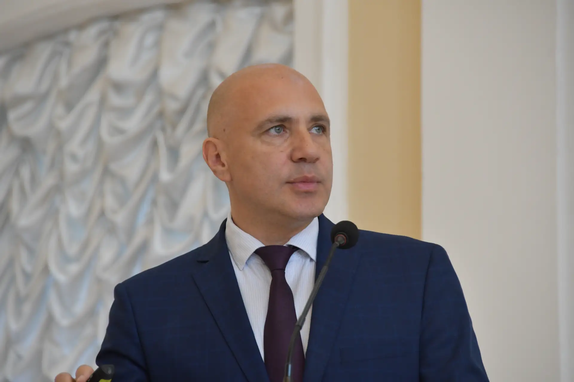 Российское общество «Знание» провело просветительское мероприятие для муниципальных слу...