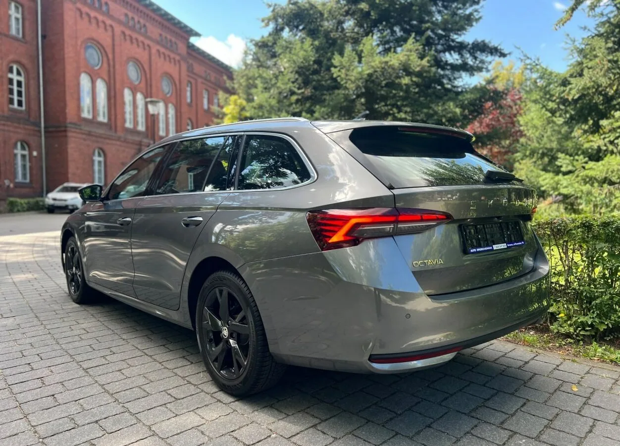 Skoda Octavia 2024 — 2 080 000 ₽