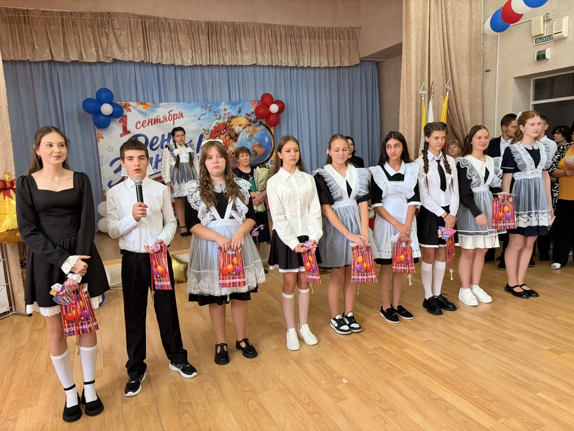 Первый звонок позвал на уроки! 🔔📚