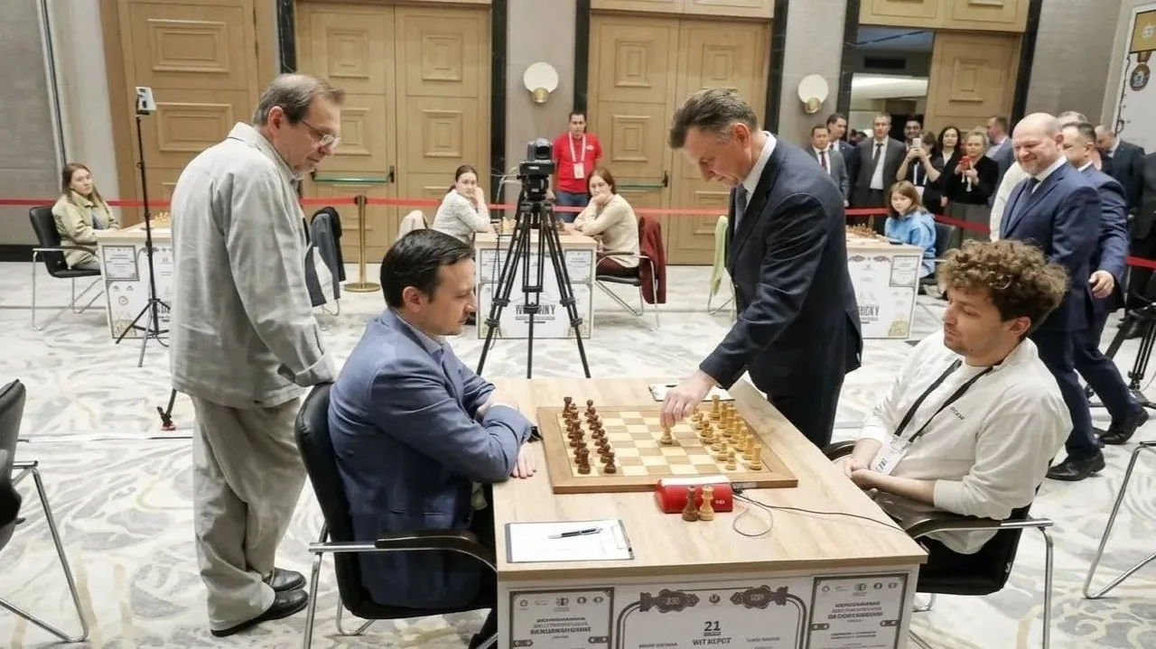 ♟ Шахматист из Новочеркасска стартовал с победы на Суперфинале чемпионата России