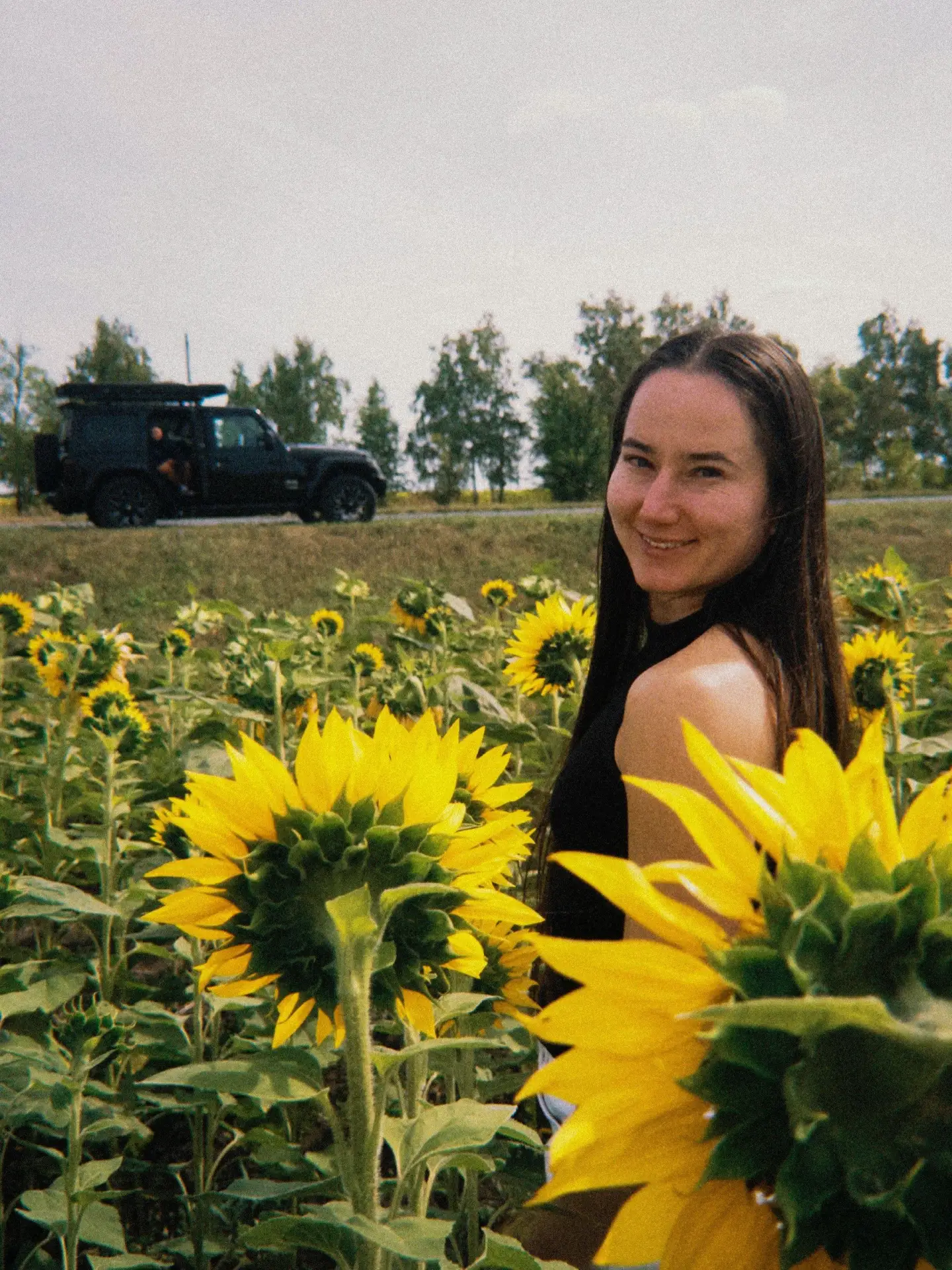 Атмосфера команды Амонова. Поездки, путешествия и перекусы на заправках 🍉