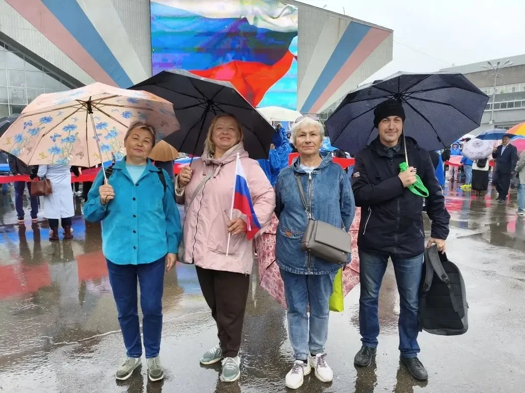 Мы — часть большой страны! 🇷🇺

Сегодня, 12 июня 2026 года, в День России, наш педагогический колле