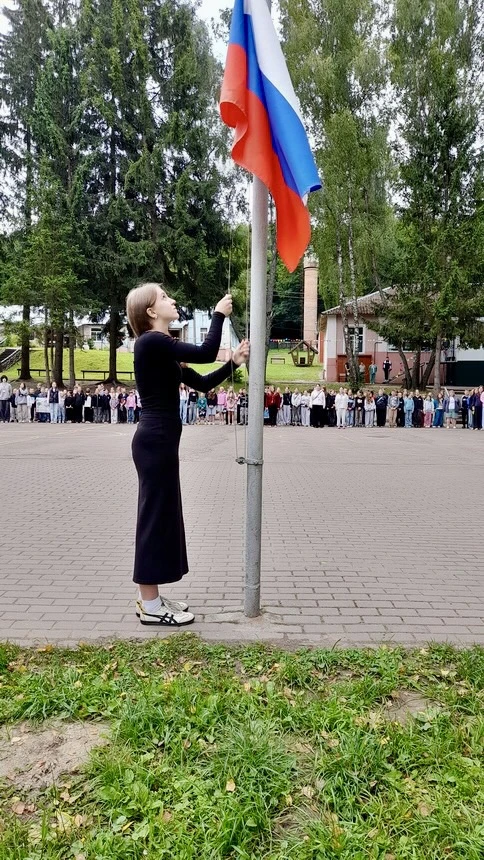 День в лагере «Дружба» получился невероятно насыщенным! 

С утра ребята заглянули в игровую комнату 