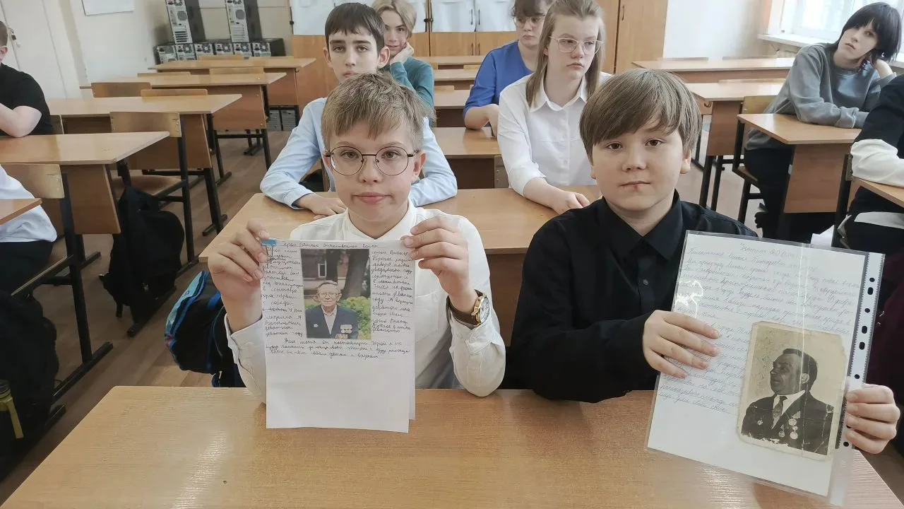 «Живая память сердца: открытие в школе марафона “Наследники Победы”»       В Московской области стар