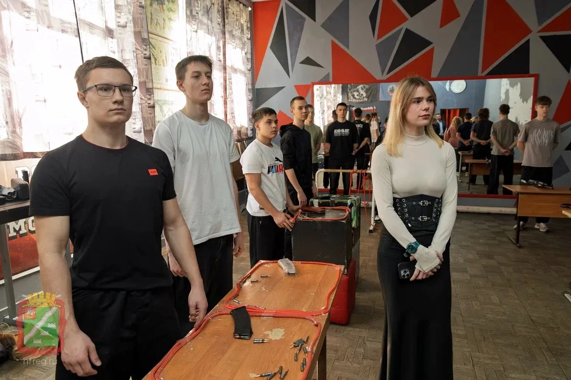 Денис Анищенко в свои 23 года  — ветеран боевых действий, кавалер ордена Мужества. В начале СВО добр