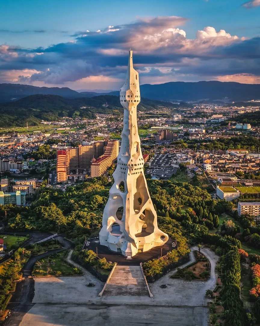 Вы точно не поверите, что это не декорация к фантастическому фильму… 🇯🇵