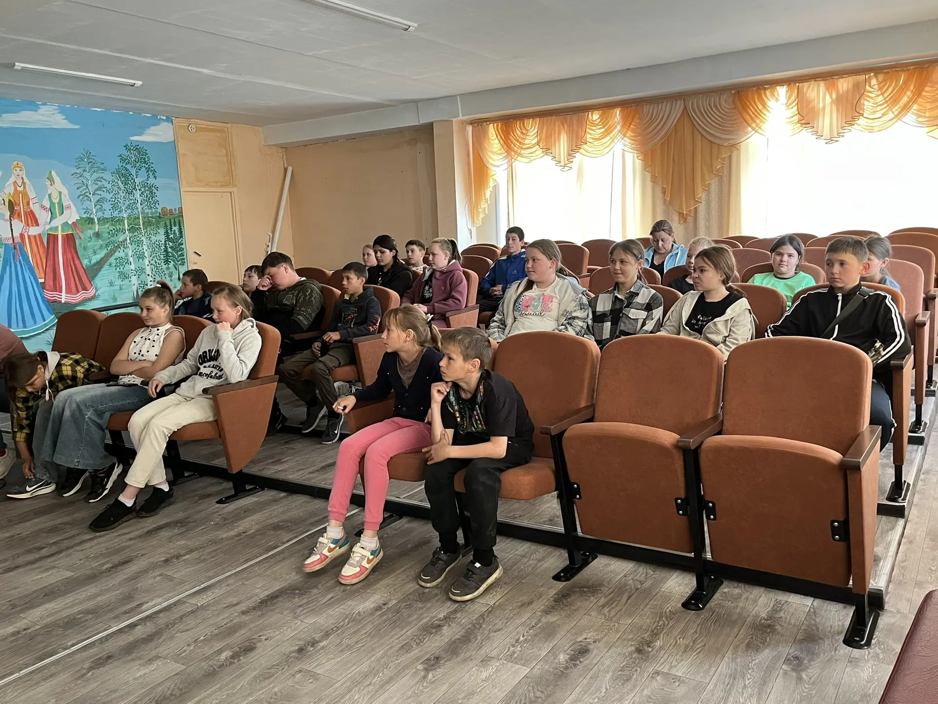 Вчера ребята погрузились в мир искусственного интеллекта на увлекательном мастер-классе...