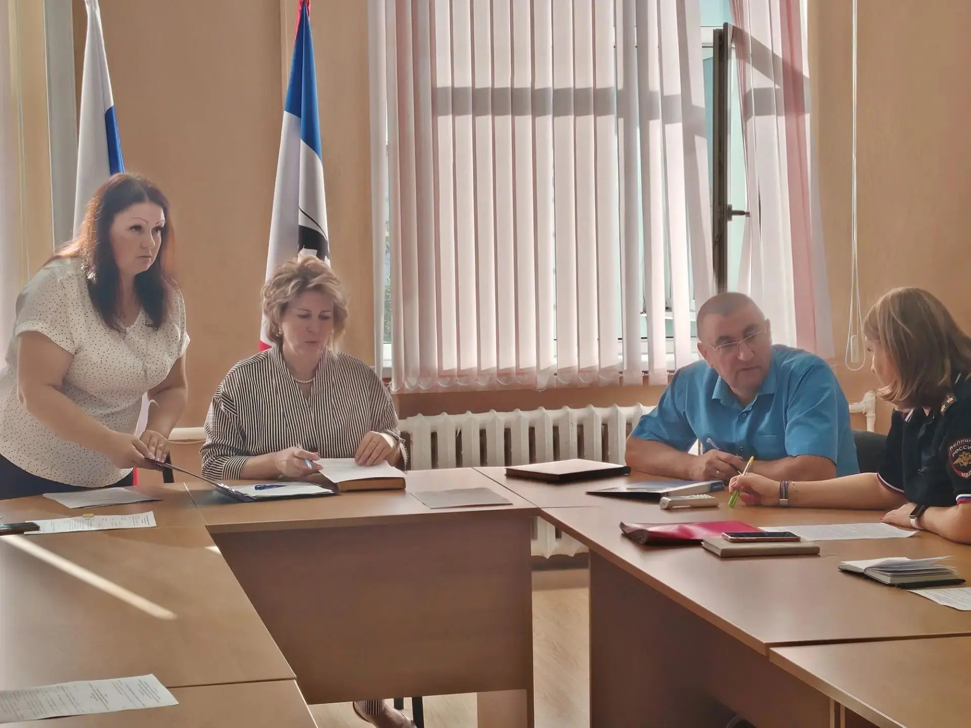 Безопасность в приоритете: в Шимском округе прошло совместное заседание по антитеррорис...