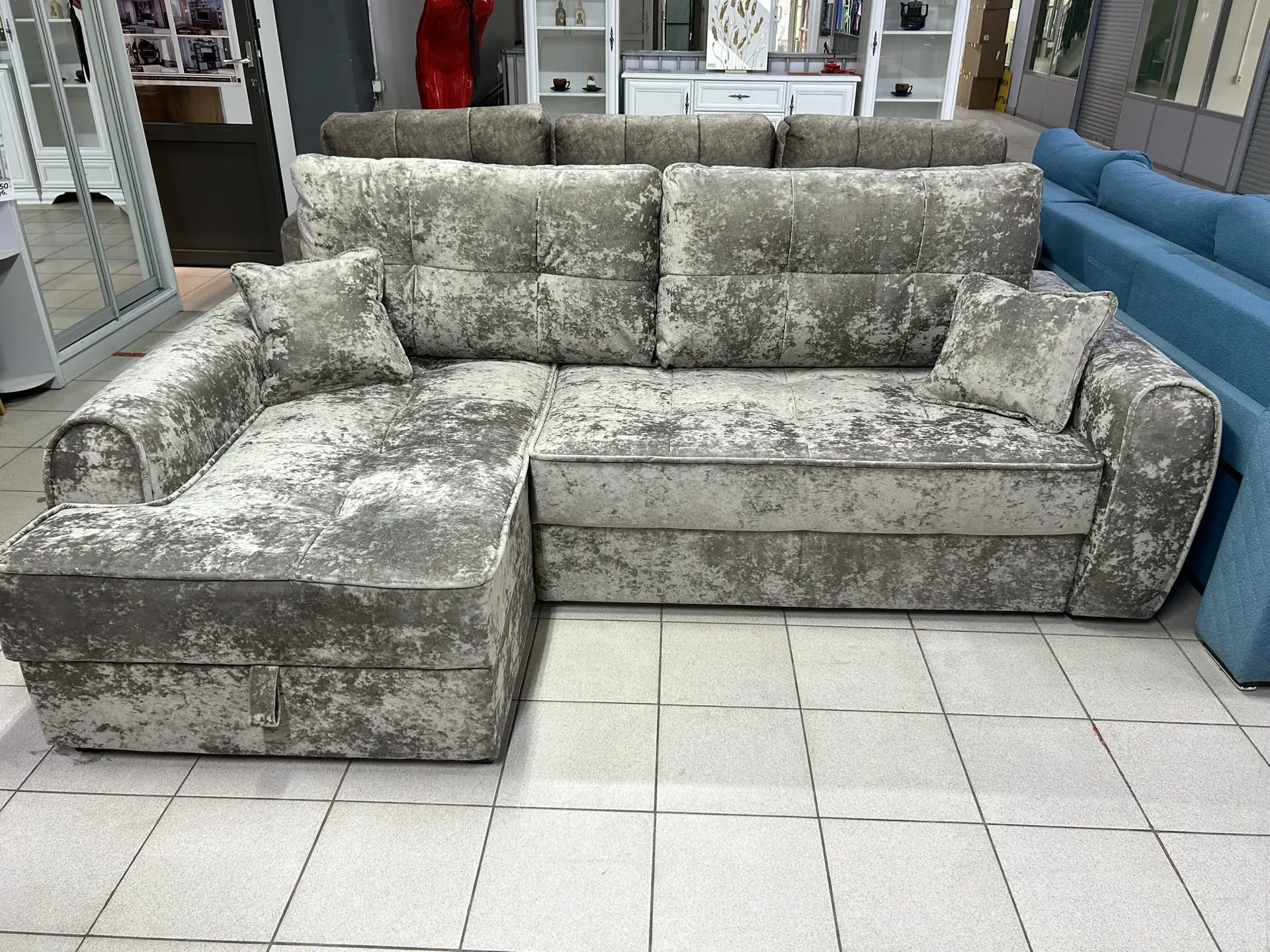 🛋️ Угловой диван-кровать — ваш идеальный отдых!