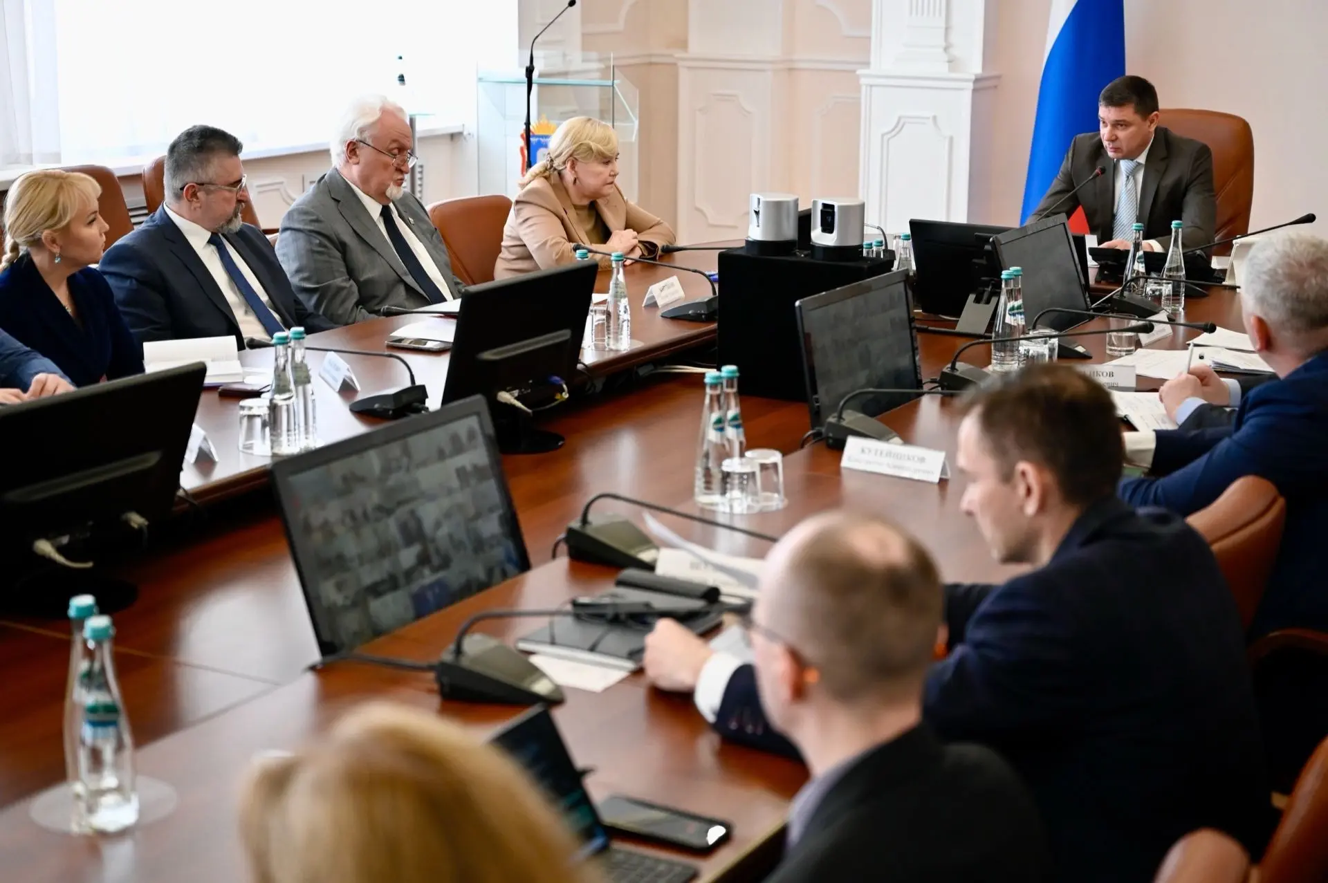 На еженедельном совещании у Главы Тамбовской области Евгения Алексеевича Первышова выст...