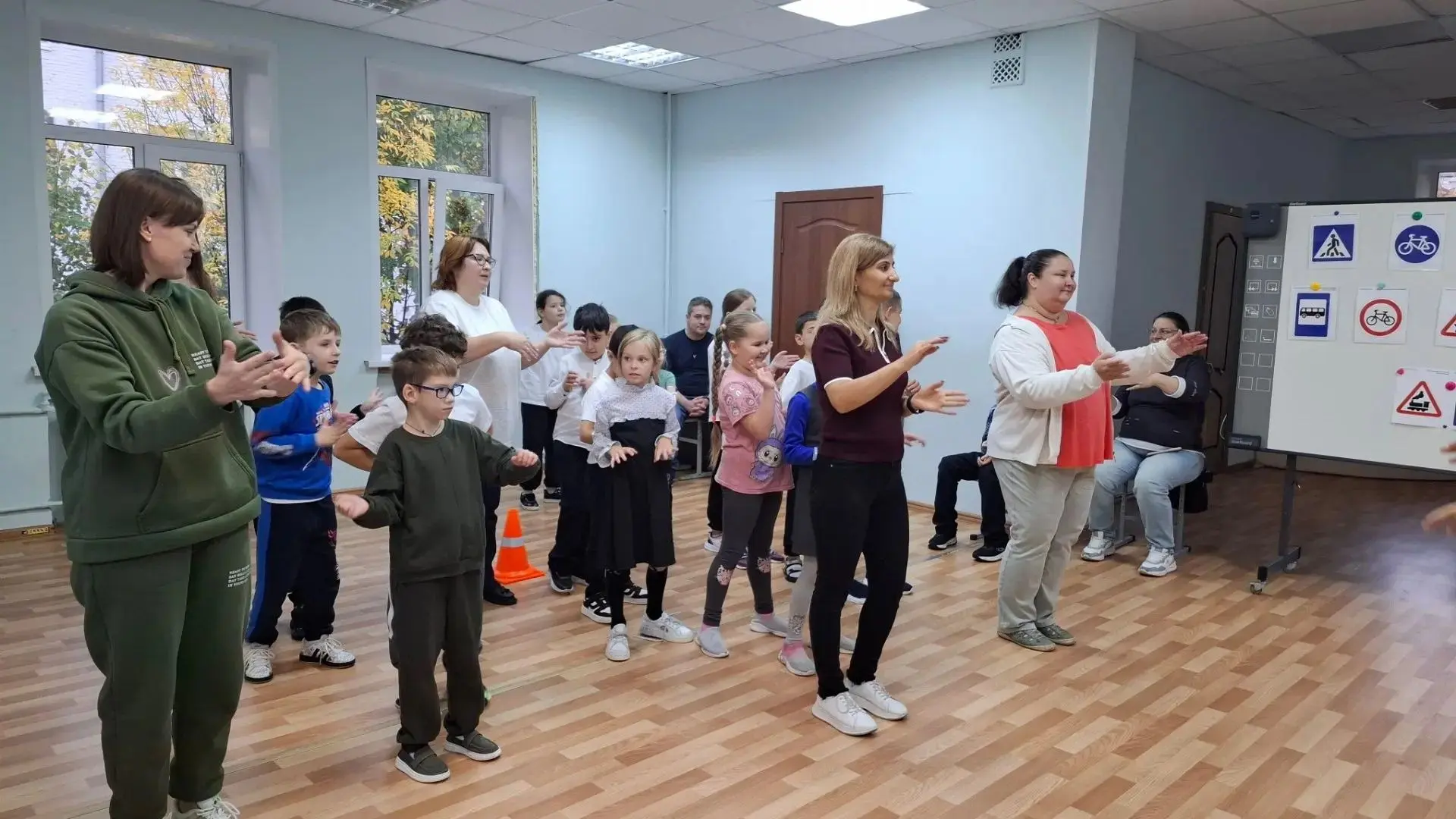 Сегодня в нашей школе  было по-настоящему жарко! 🔥 Но не от солнца, а от азарта и кома...