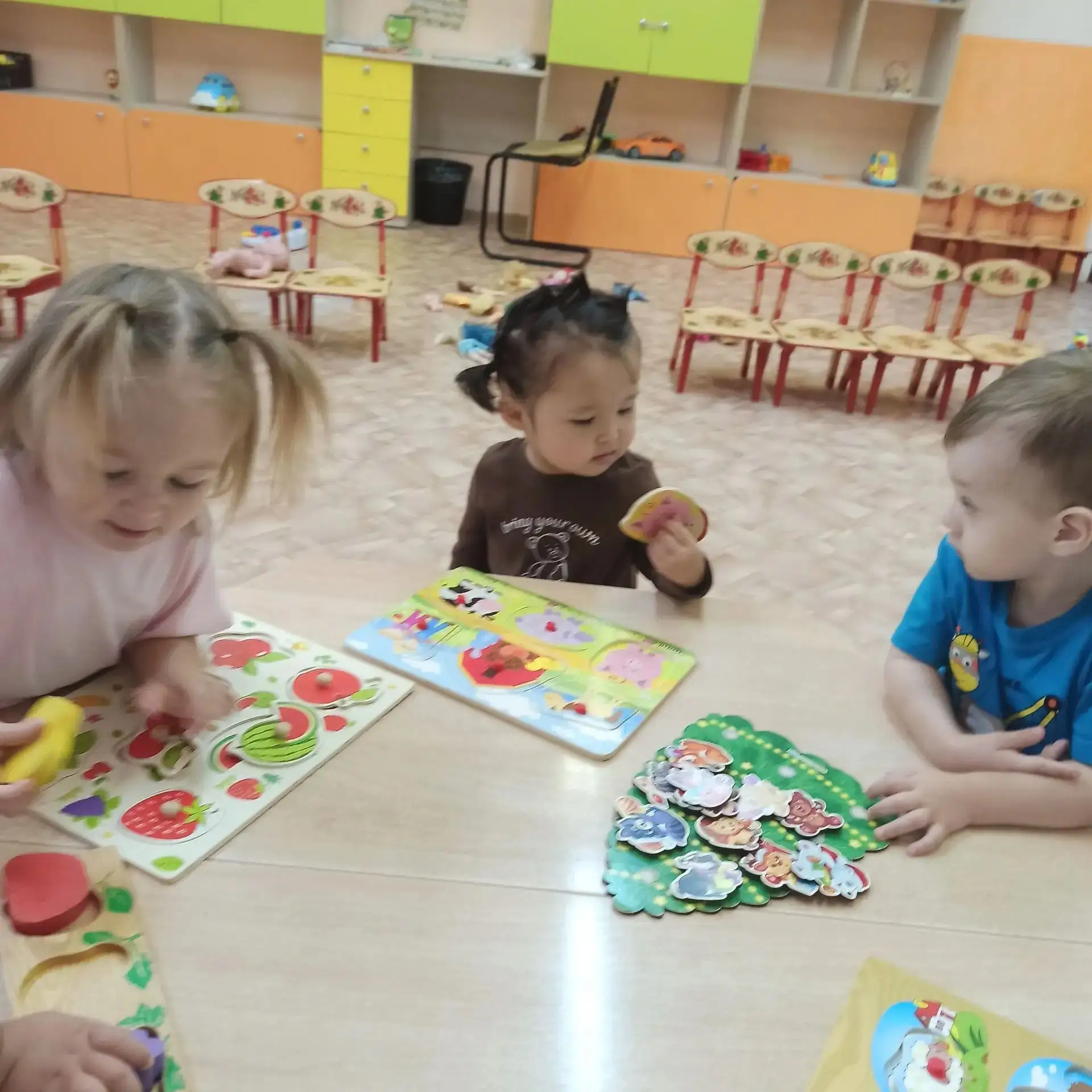 Первые шаги в большой мир: как проходит адаптация наших малышей?