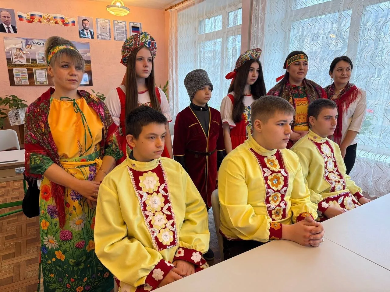 🇷🇺В рамках проекта «Лица дружбы» между ГБОУ «ШКОЛА № 13 г. о. Торез» и Средней школой № 25 г. Уссури