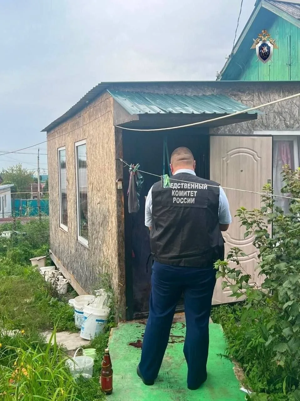 🔪 Убийство из-за троек в дневнике: 15-летний школьник зарезал отца после ссоры из-за о...