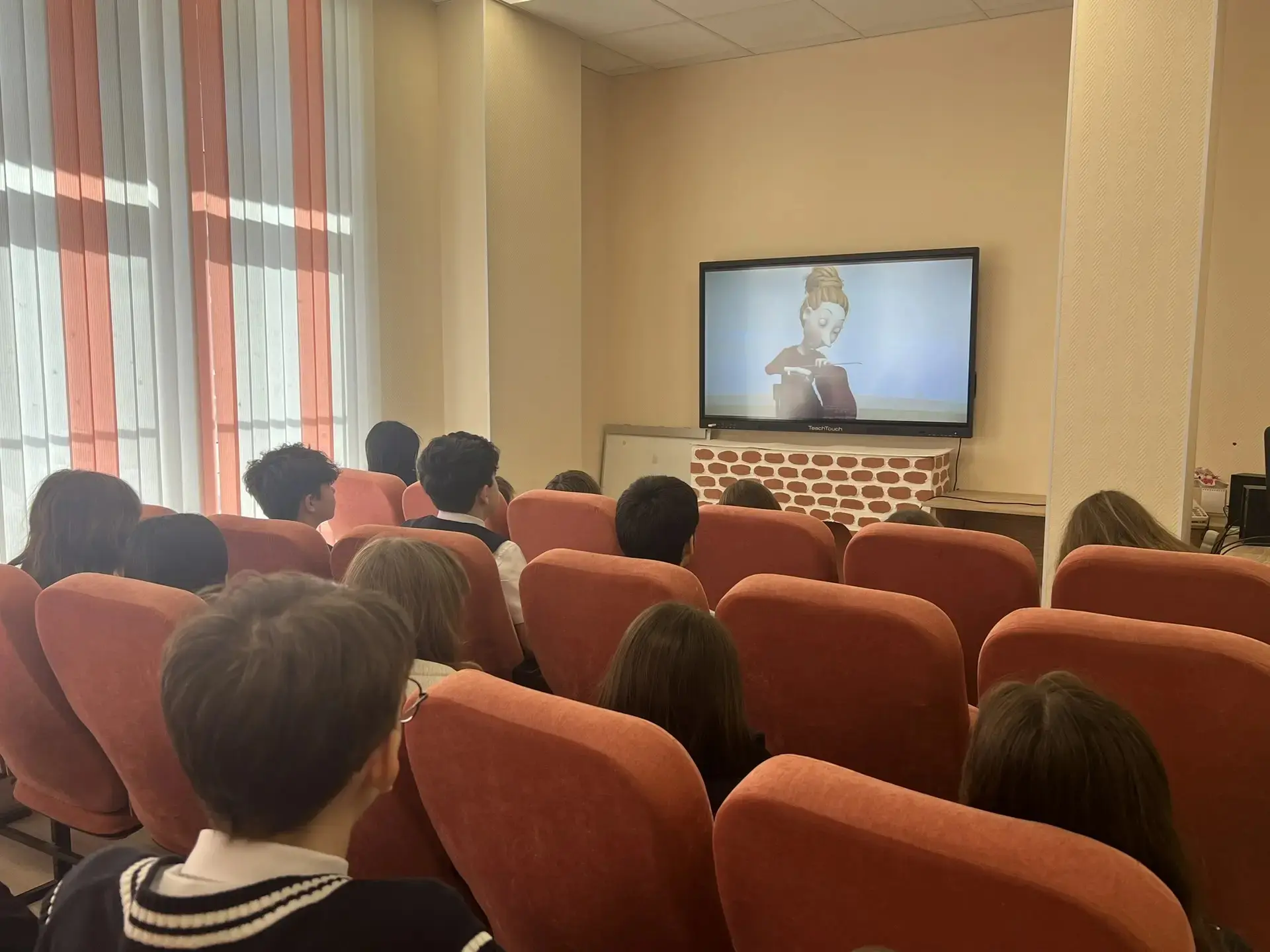 📍📣Знать — значит быть в безопасности! 📍Сегодня наши семиклассники  встретились с Надеждой Павловной 