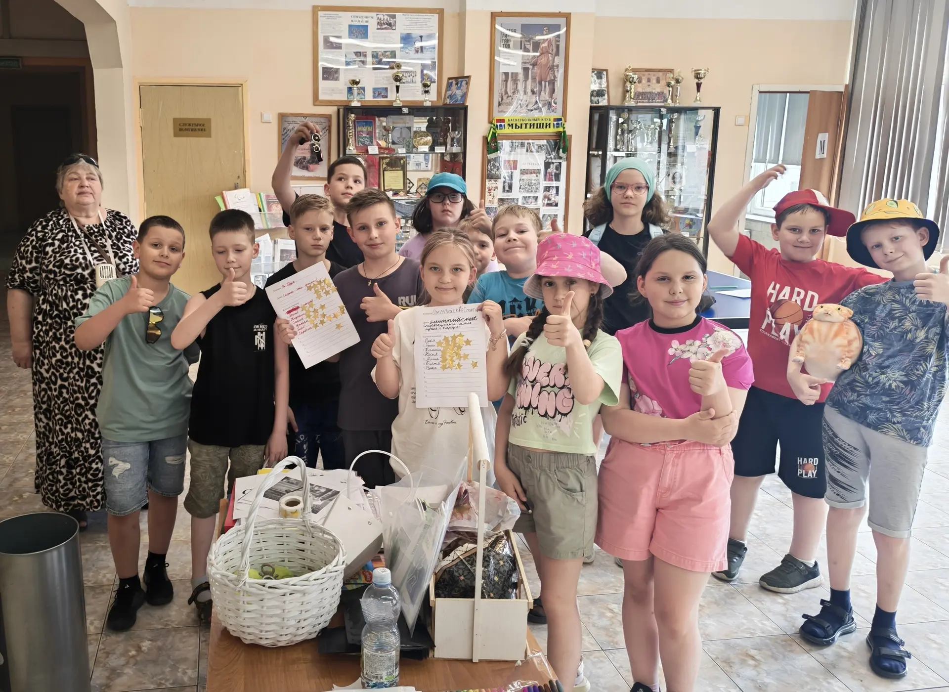 🏆 Две группы летнего лагеря школы № 1381 штурмуют Музей спорта!

Наши ребята провели день максималь