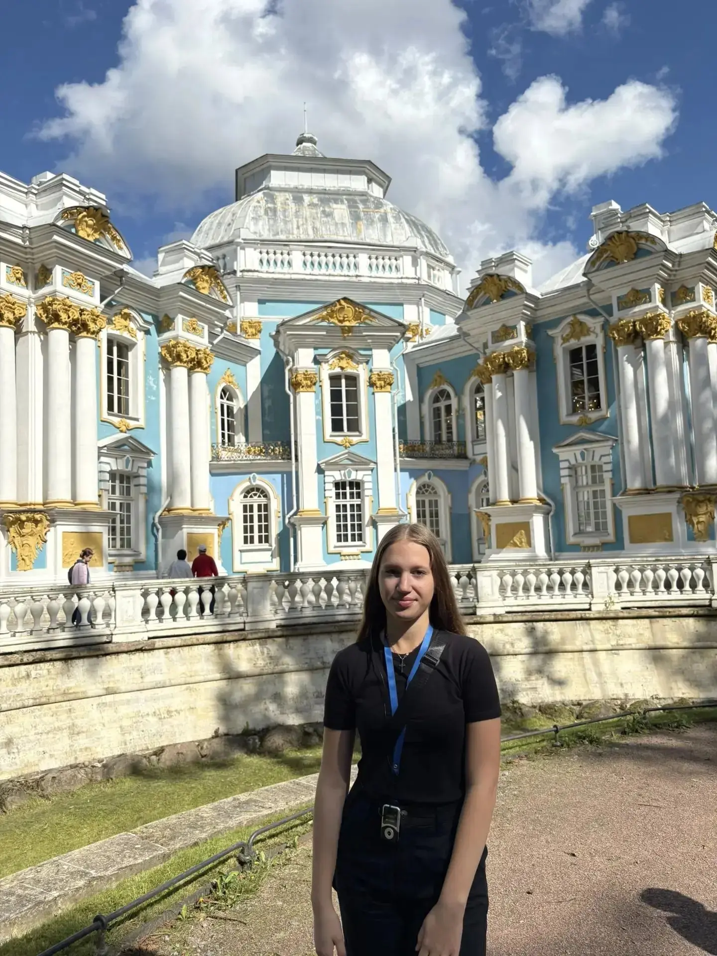 Ученица 9 "Ж" класса Лилия Кузнецова завершила лето поездкой в Царское Село.