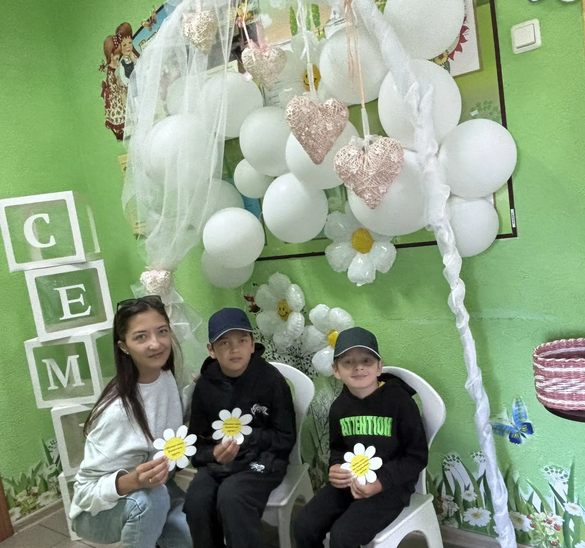 ❤️ С Днём семьи, любви и верности!

Этот день в нашем детском саду начался с самого главного — с теп