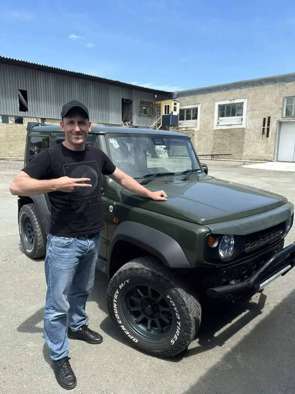 🔑ВРУЧИЛИ

🌎SUZUKI JIMNY SIERRA 2020
•Аукцион 4.5
•Пробег 93.000 км
•1500cc, 102л.с.
•МКПП, полный 