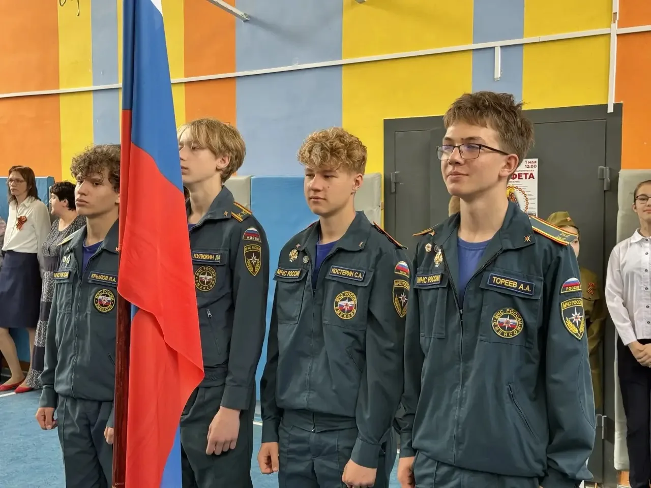 Спасибо за Великую Победу! 🎖️  Сегодня в нашей школе прошла торжественная линейка, посвященная важно