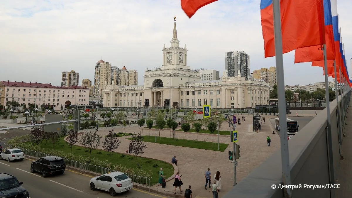 Волгоград и Казань стали лучшими городами-миллионниками в рейтинге условий труда, говор...