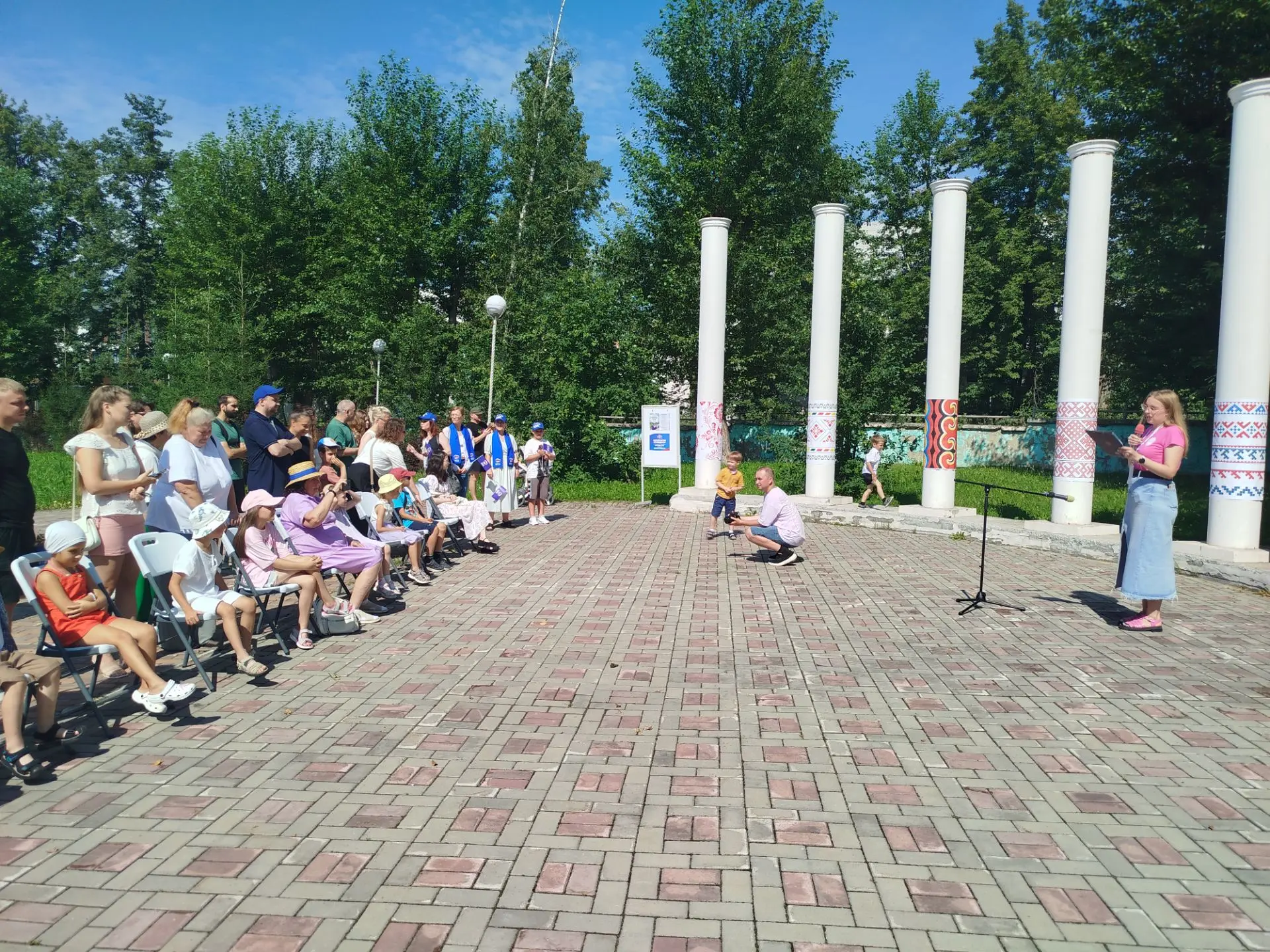 Фестиваль "ВнеПолки" открыт! Лето! Книга! Краснотурьинск!