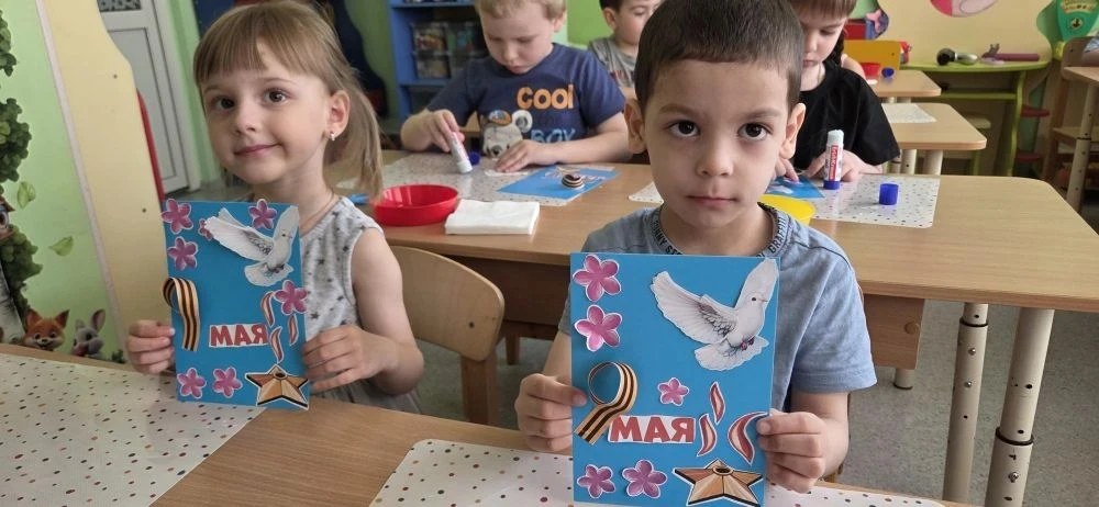 В средней группе №15 дошкольного отделения №37/1 реализовали патриотический проект «День Победы»— эт