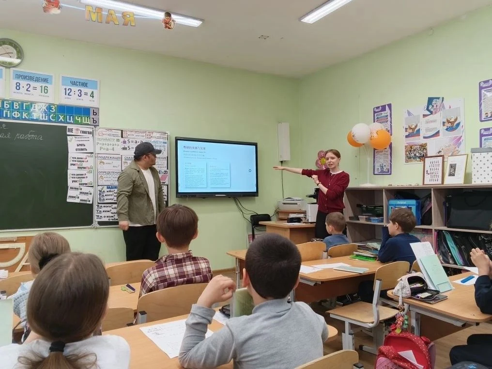 «Второй день стажировки китайских студентов: погружение в культуру Поднебесной»   🛑13 мая стал запом