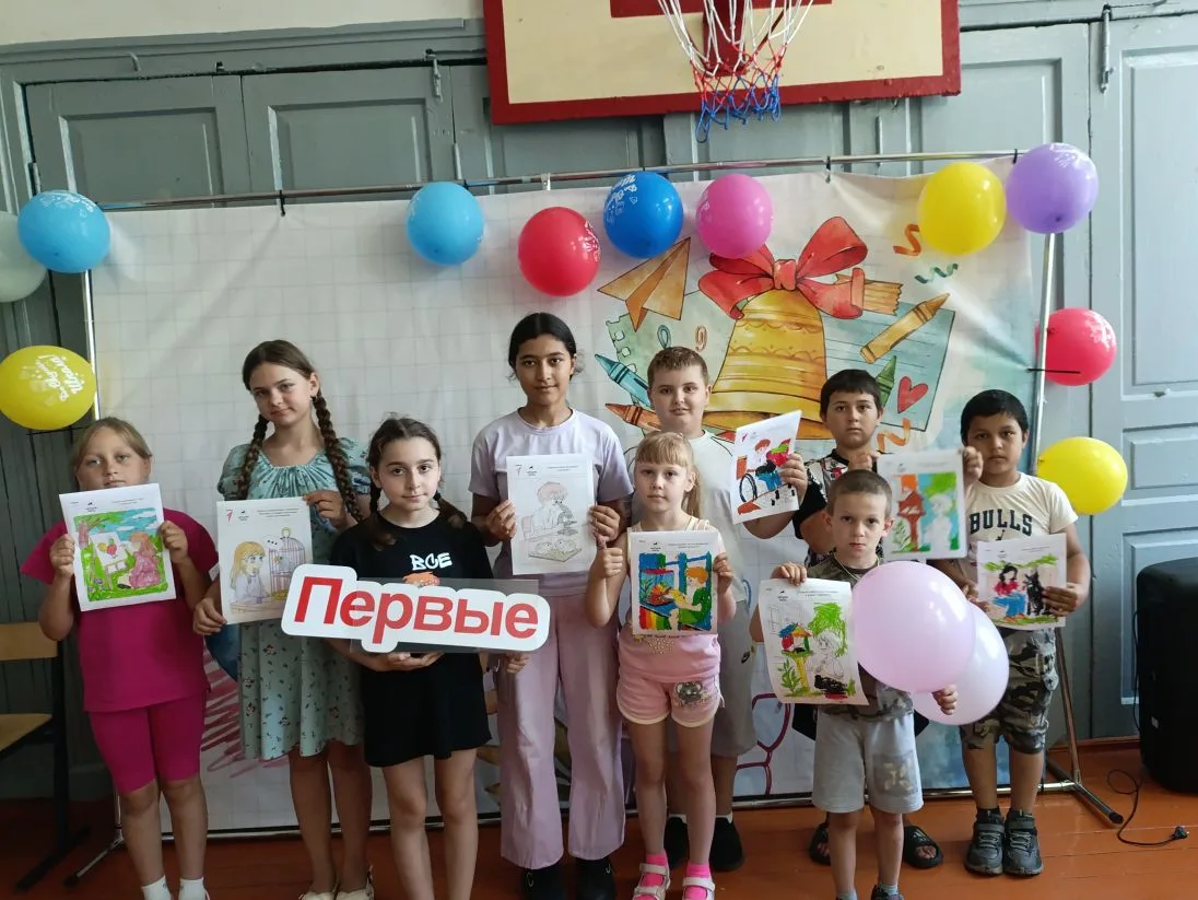 Тематический день «День Первых»
10 июня в пришкольном лагере «Патриот» Полтавскай школы прошёл темат