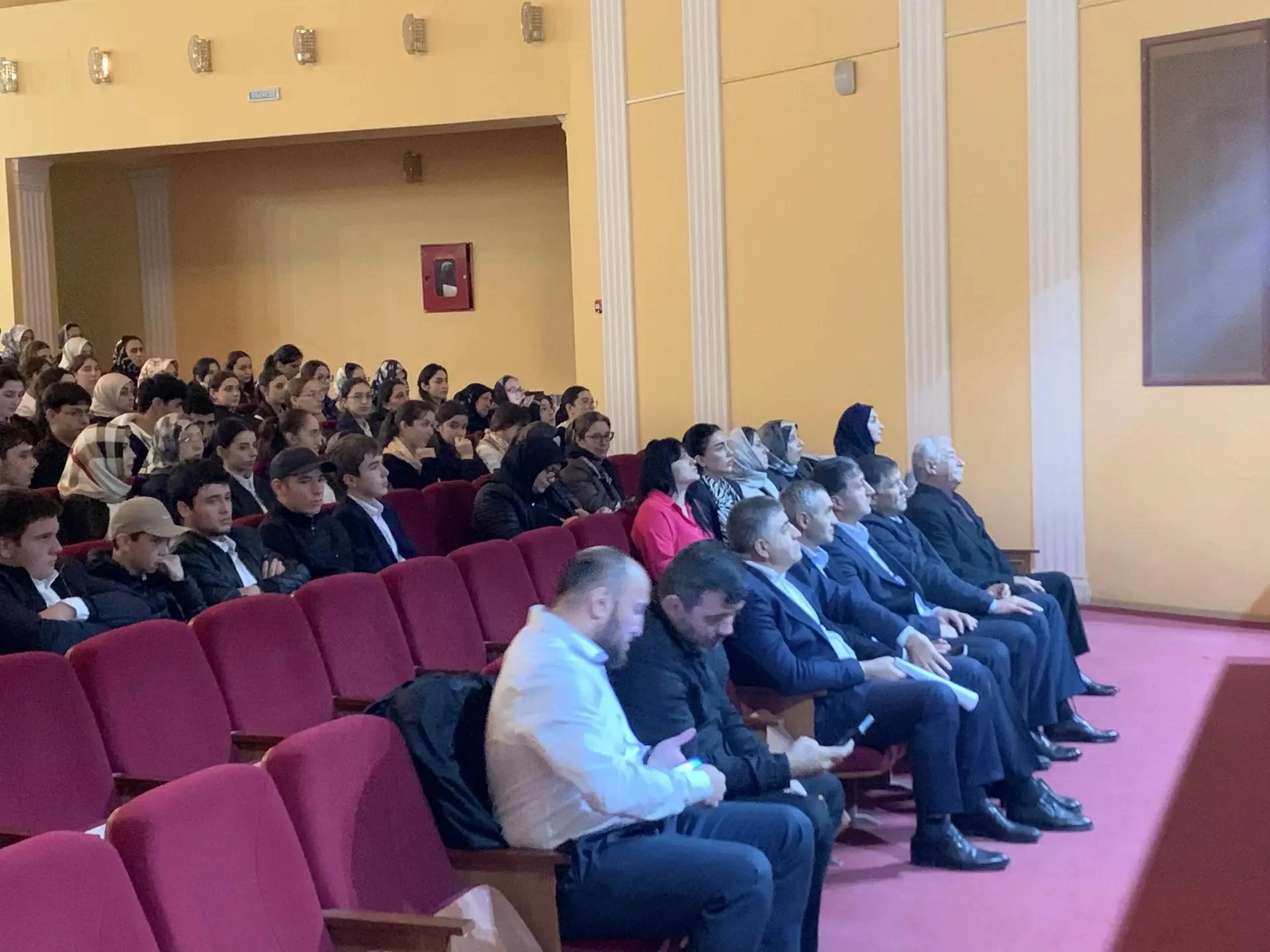 Прямо сейчас во Дворце культуры села Леваши проходит  информационно-просветительское ме...